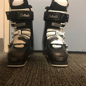 SOLD dalbello kyra ski boots